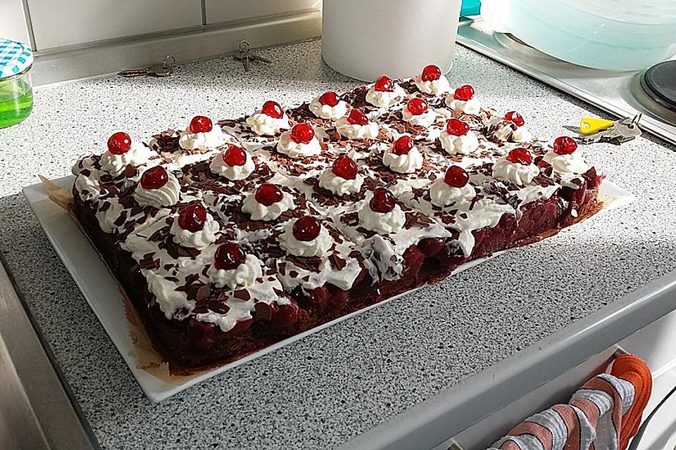 Schwarzwälder auf dem Blech, die mögen einfach alle gerne!